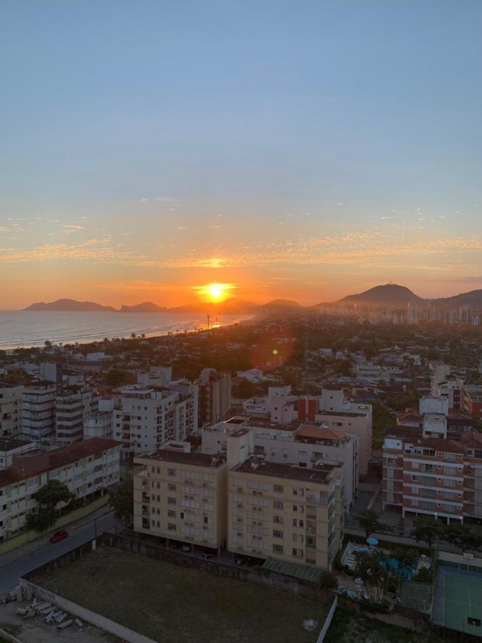 غوارويا Vista Para Mar!!! Lazer Completo A Poucos Passos Da Praia المظهر الخارجي الصورة