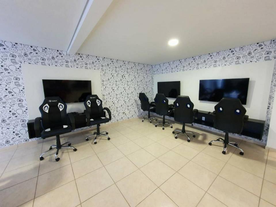 غوارويا Vista Para Mar!!! Lazer Completo A Poucos Passos Da Praia المظهر الخارجي الصورة
